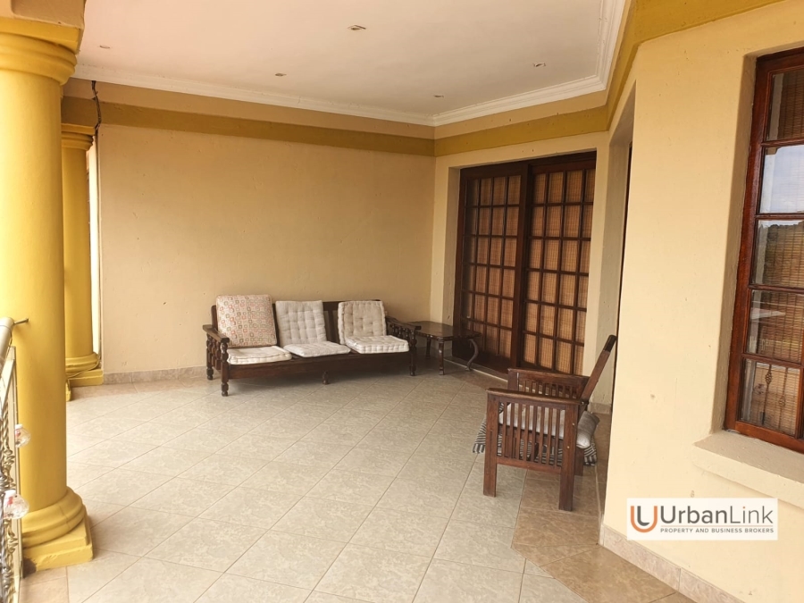 6 Bedroom Property for Sale in Safari Gardens North West